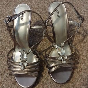 Apt 9 Silver heels